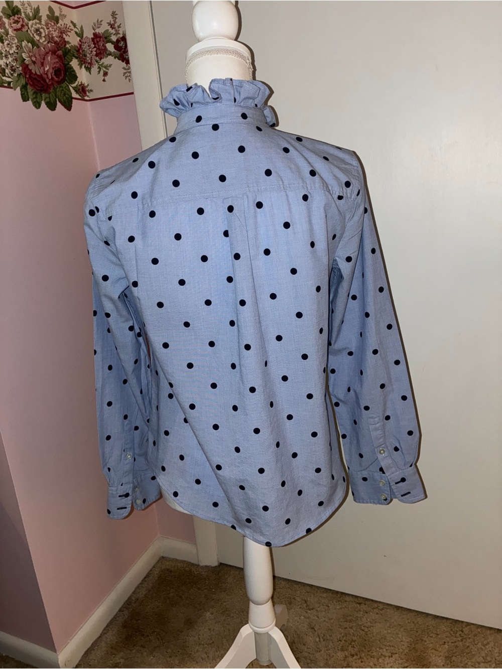 Talbots shirt, reworked with a ruffled collar - Picture 3 of 5